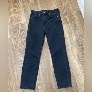 H&M Black Denim Jeans Trendy Women’s Size 6